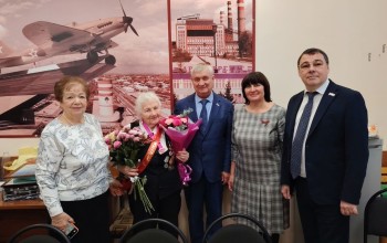 90-летний юбилей отметила уважаемый житель Промышленного района, ветеран, председатель первичной организации Совета ветеранов ТОС "Шипка" – Валентина Ивановна Юдаева.